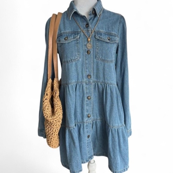 Elegant Tan Crochet Tote Beach Bag - Picture 2 of 8